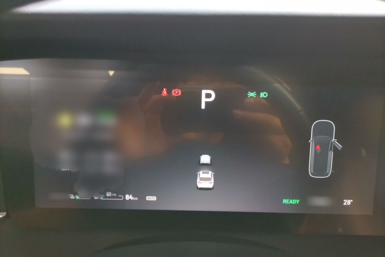 理想汽车 理想ONE 2021款 增程6座版局部细节14