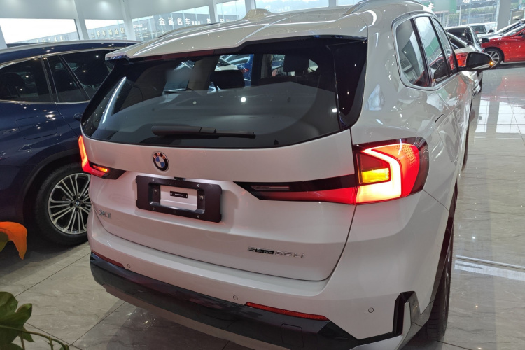 宝马X1 2023款 sDrive25Li X设计套装车身外观6