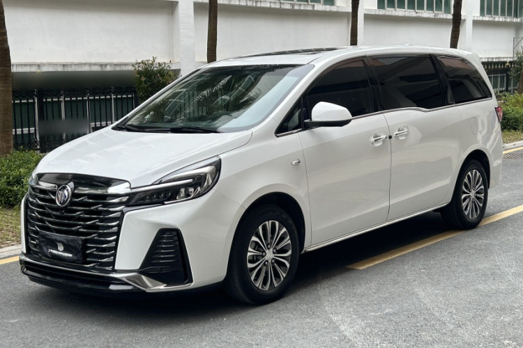 别克GL8 2023款 改款 陆上公务舱 豪华型车身外观6004