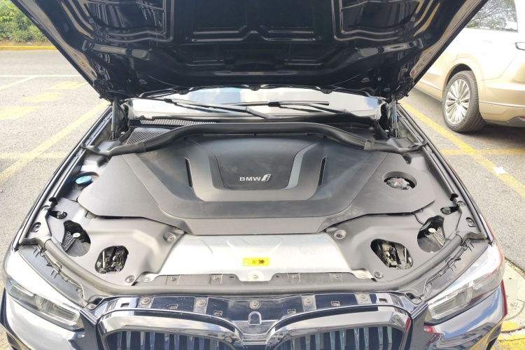 宝马iX3 2023款 领先型局部细节24