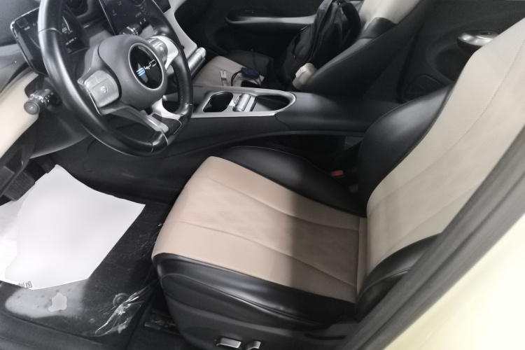 比亚迪 海豚 2023款 420km 自由版中控内饰19