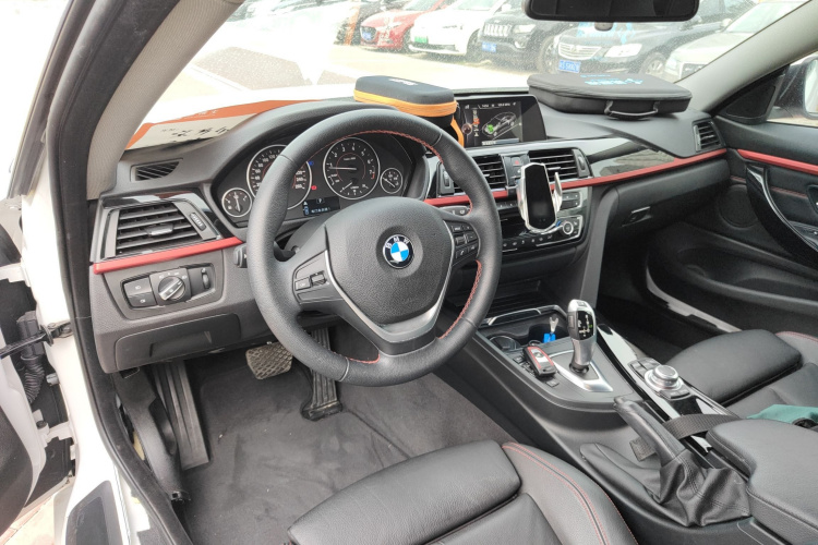 宝马4系 2016款 420i 设计套装型中控内饰12