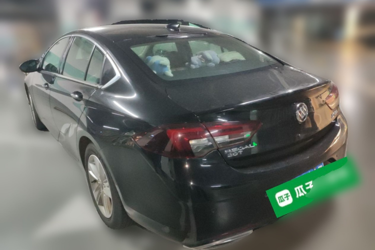 别克 君威 2017款 20T 精英型车身外观5