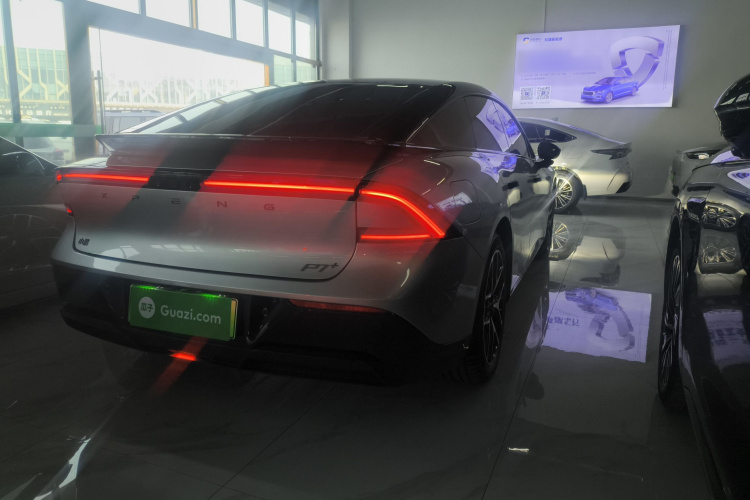 小鹏P7+ 2025款 超长续航 Max 旗舰版车身外观7