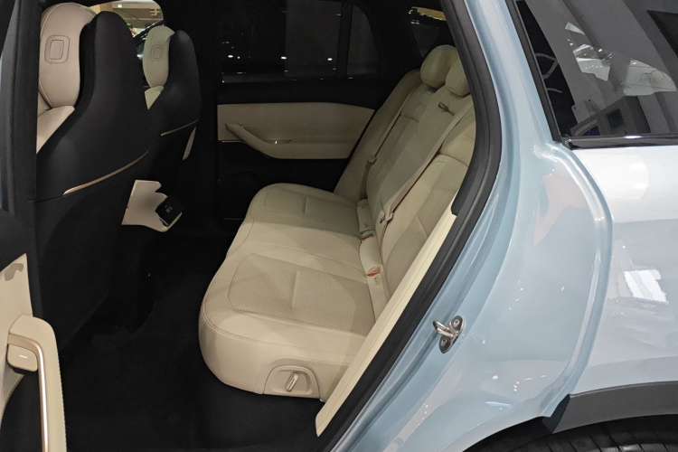 蔚来ES6 2024款 75kWh中控内饰21