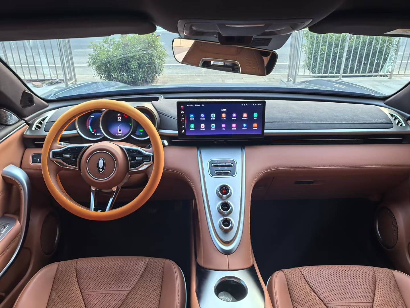 欧拉闪电猫 2022款 555km 尊贵版