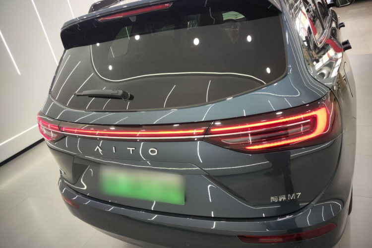 鸿蒙智行 问界M7 2024款 1.5T 智驾后驱Ultra版 5座车身外观6004