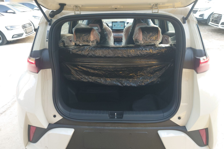 比亚迪 海鸥 2025款 305km 自由版机舱底盘23