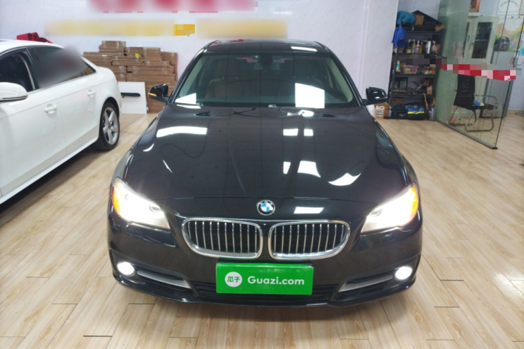 宝马5系 2014款 520Li 典雅型车身外观2