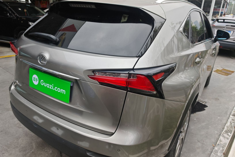 雷克萨斯NX  200t 全驱 锋尚版车身外观7
