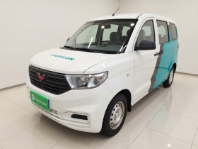 五菱汽车 五菱宏光V 2022款 1.5L劲取版电动助力LAR