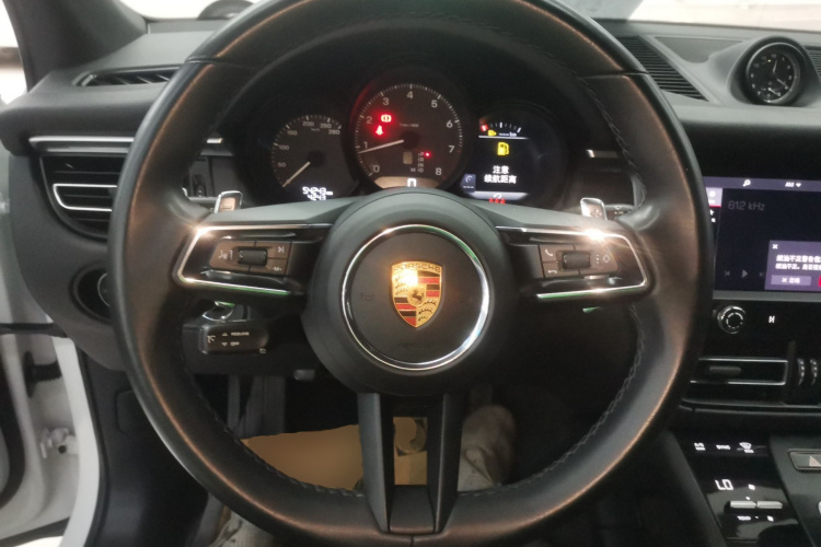 保时捷 2022款 Macan 2.0T中控内饰13