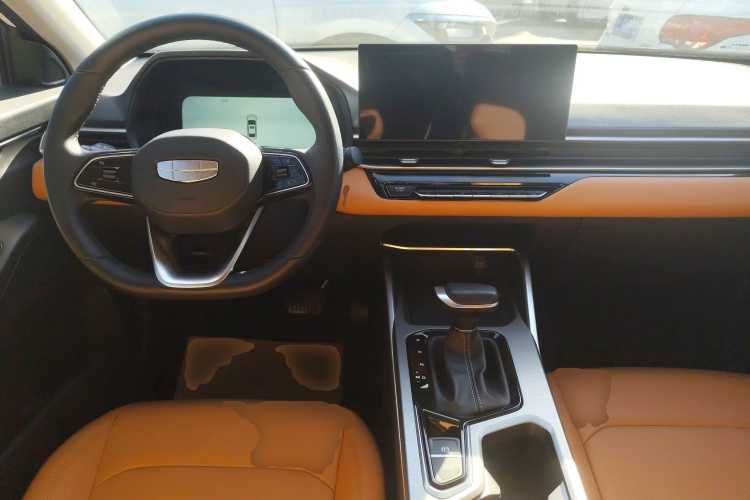 吉利汽车 帝豪 2025款 第4代 1.5L CVT旗舰型中控内饰12