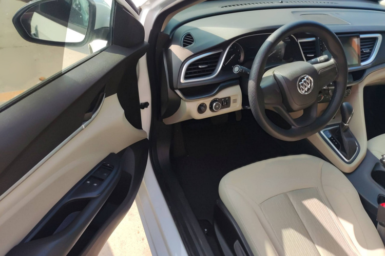 别克 英朗 2021款 典范 1.5L 自动进取型中控内饰7002