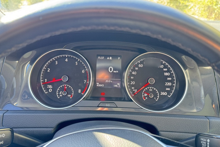 大众 高尔夫 2020款 挚爱版 280TSI DSG舒适型中控内饰7006