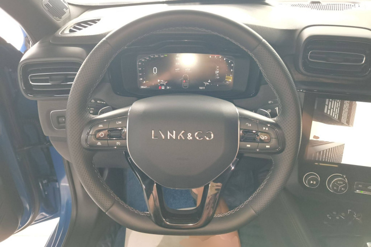 领克03 2021款 2.0TD 自动劲Plus中控内饰13