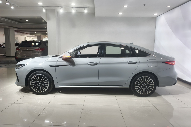 奇瑞 风云A8 2024款 127 驭风版车身外观6003