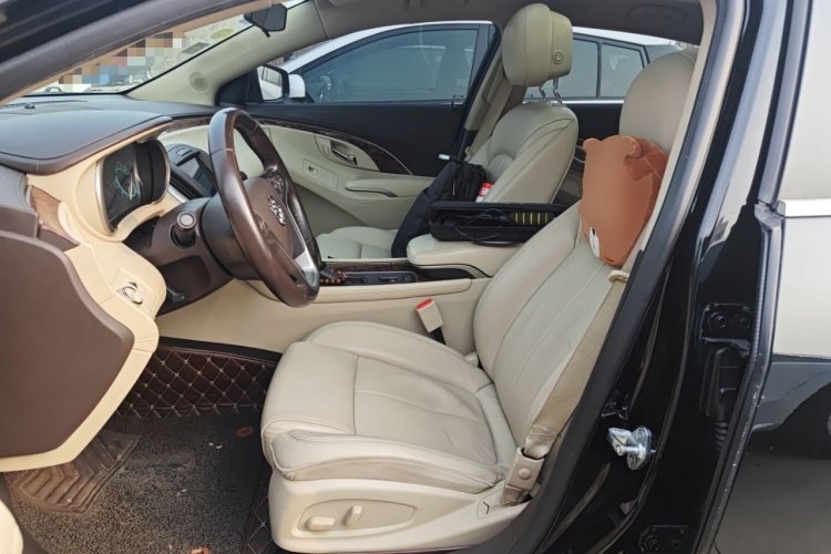 别克 君越 2013款 2.4L SIDI领先舒适型中控内饰19