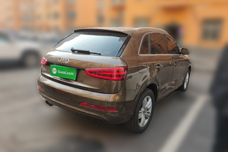 奥迪Q3 2015款 30 TFSI 舒适型车身外观7