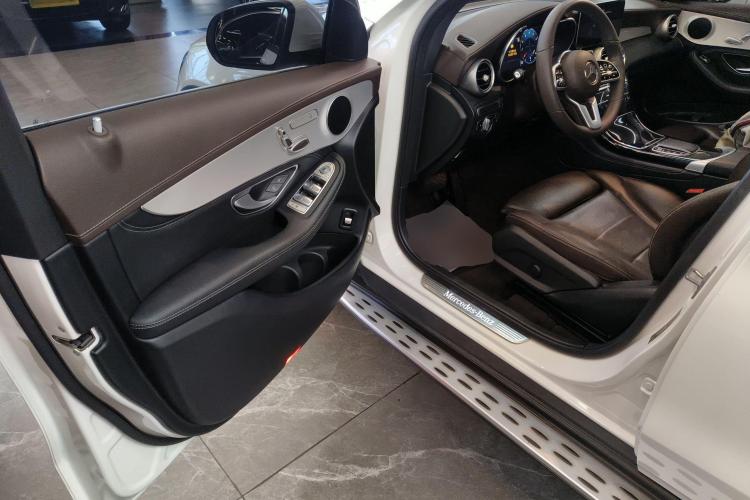 奔驰GLC 2020款 改款 GLC 260 L 4MATIC 动感型中控内饰7003