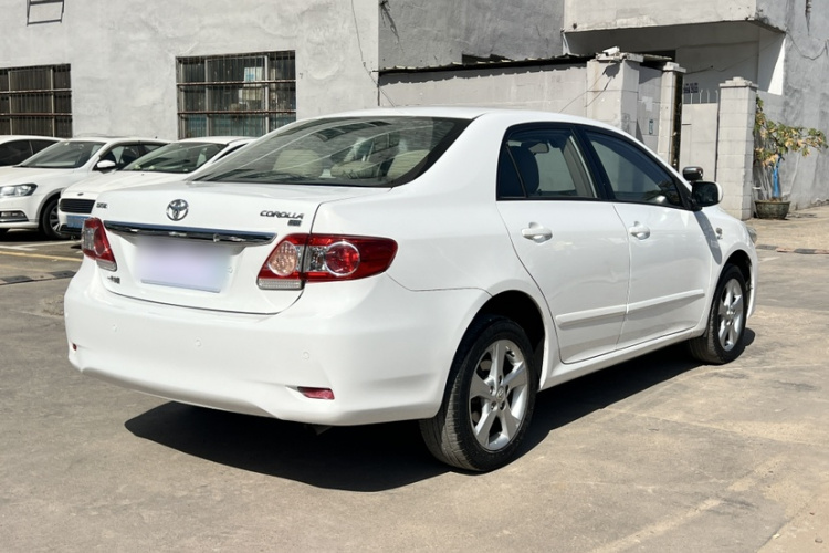 丰田 卡罗拉 2011款 1.8L CVT GL-i车身外观6005