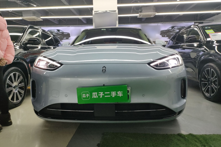 鸿蒙智行 问界M5 2022款 纯电后驱标准版车身外观6001