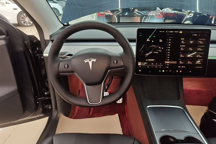 特斯拉 Model Y 2024款 后轮驱动版中控内饰13