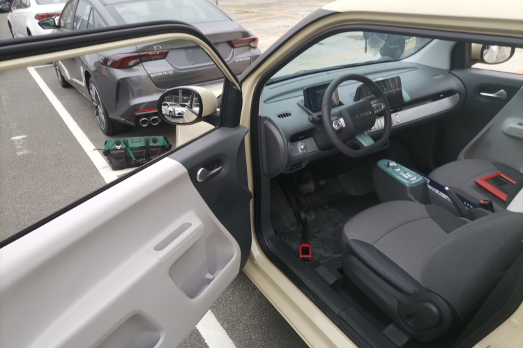 长安启源 长安Lumin 2022款 210km 香甜款中控内饰7003