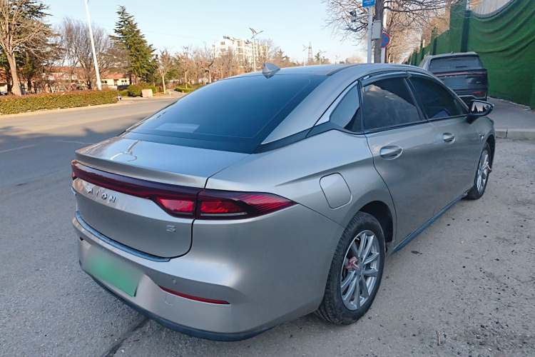 埃安 AION S 2023款 魅 580 磷酸铁锂车身外观6005