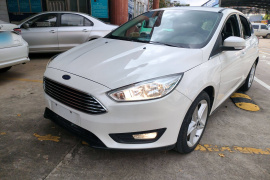 福特 福克斯 2020款 两厢经典 1.5L 自动风尚型