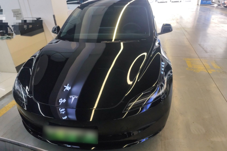 特斯拉 Model 3 2023款 后轮驱动版车身外观6001