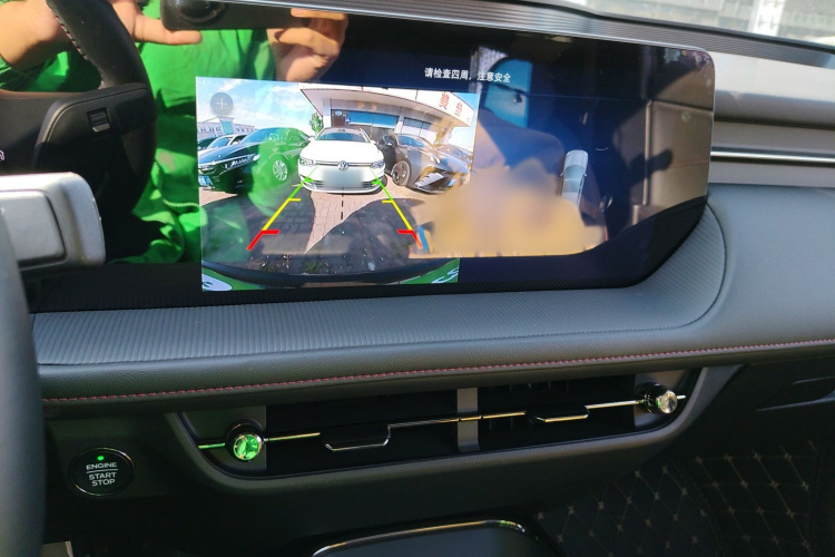 福特 蒙迪欧 2025款 1.5T EcoBoost 舒雅型局部细节16