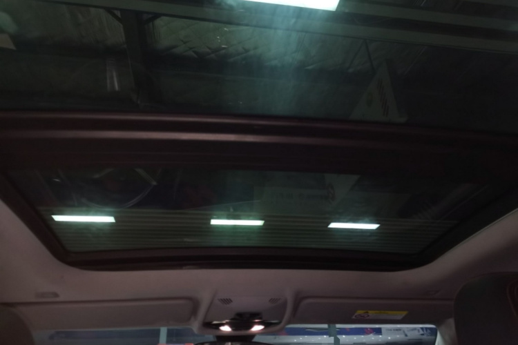 宝马2系(进口) 2021款 225i 四门轿跑车 M运动套装中控内饰22