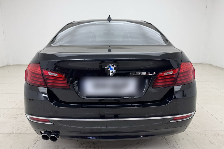 宝马5系 2014款 525Li 豪华设计套装车身外观6004