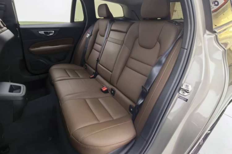 沃尔沃V60 2020款 T4 智逸豪华版中控内饰7002