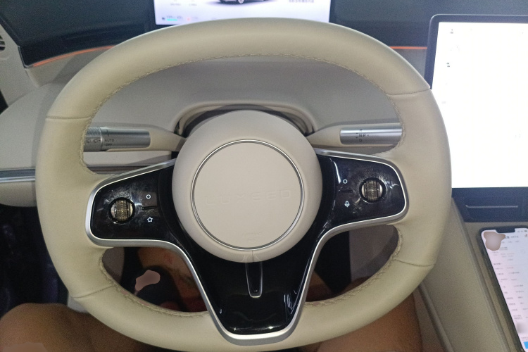 鸿蒙智行 智界R7 2025款 增程 251km Max中控内饰13