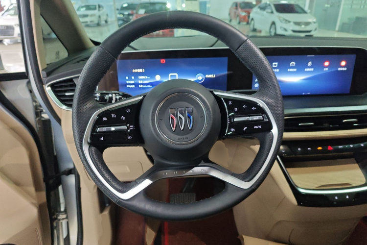 别克GL8新能源 2025款 陆尚 智享版 7座中控内饰13