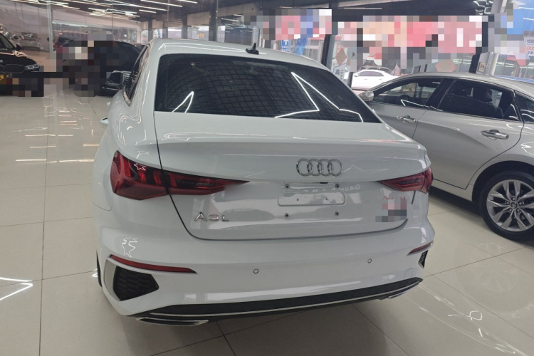 奥迪A3 2024款 A3L Limousine 35 TFSI 时尚运动型车身外观6004