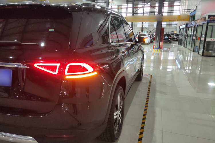 奔驰GLE 2020款 GLE 350 4MATIC 动感型车身外观6006