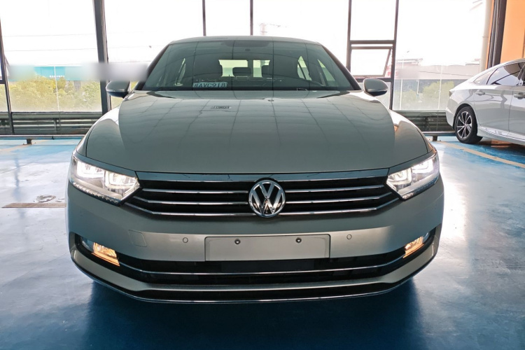 大众 迈腾 2019款 330TSI DSG 领先型 国VI车身外观2