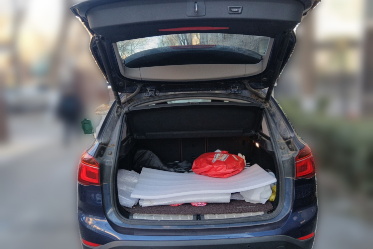 宝马X1 2019款 sDrive18Li 尊享型中控内饰23