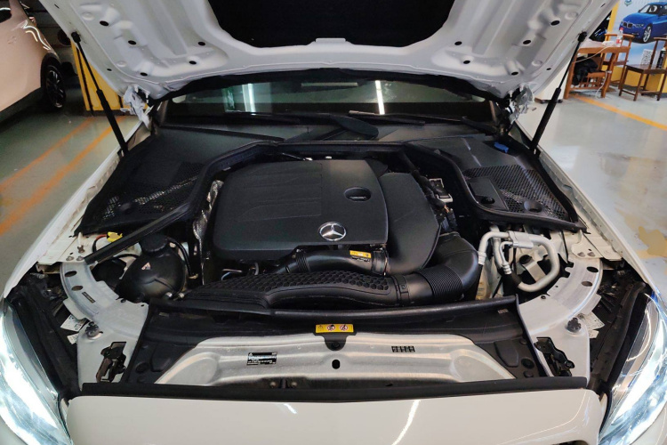 奔驰C级 2021款 C 200 L 时尚型运动版局部细节24