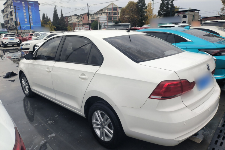 大众 桑塔纳 2021款 1.5L 自动风尚版车身外观4