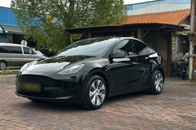 特斯拉 Model Y 2022款 后轮驱动版车身外观6003