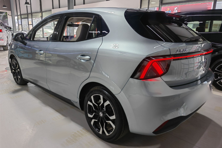 名爵 MG4 EV 2026款 437 自由版车身外观6006