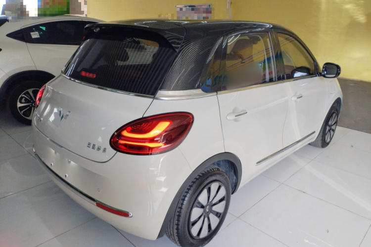 五菱汽车 五菱缤果 2023款 333km 悦享款车身外观7