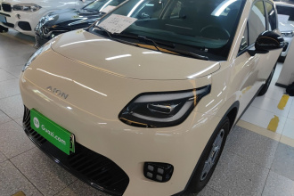 埃安 AION UT 2025款 330星辉版