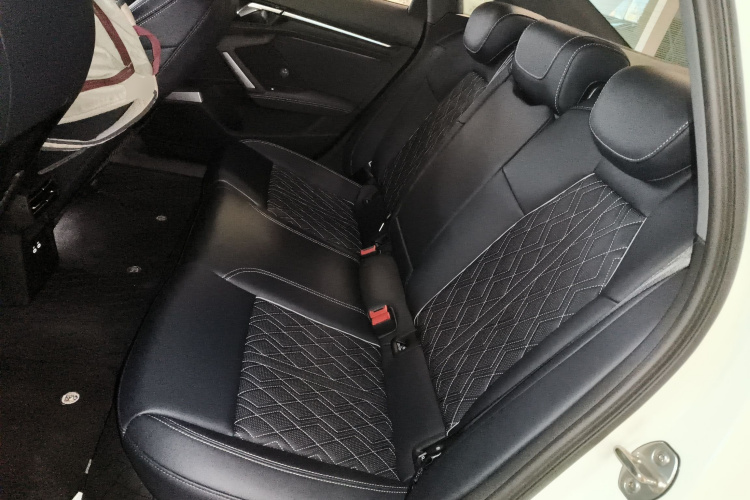 奥迪A3 2025款 A3L Limousine 35TFSI 飞驰尊享型 +豪华臻选包中控内饰21