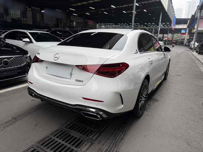 奔驰C级 2024款 改款 C 200 L 运动版(3)