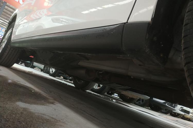 哈弗M6 2018款 改款 1.5T DCT两驱精英型机舱底盘29